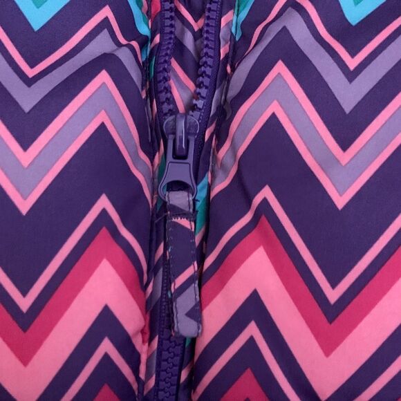 Vertical 9 Chevron Purple Pink Puffer Lined Fleece Vest with Hood Plus Size 16 - Picture 2 of 12